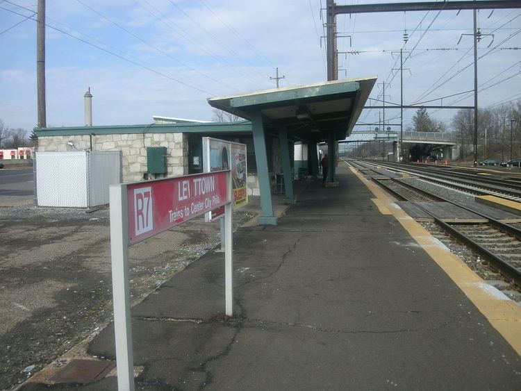 Levittown station
