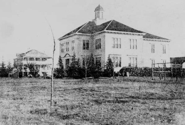 Lewis & Clark College