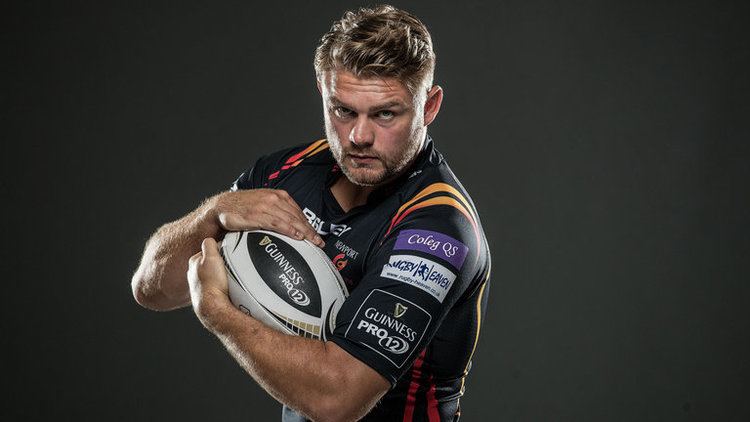 Lewis Evans (rugby player) Newport Gwent Dragons skipper Lewis Evans signs new contract Rugby
