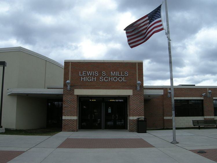 Lewis S. Mills High School
