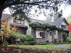 Lewis T. Gilliland House httpsuploadwikimediaorgwikipediacommonsthu