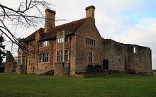 Leybourne Castle httpsuploadwikimediaorgwikipediacommonsthu