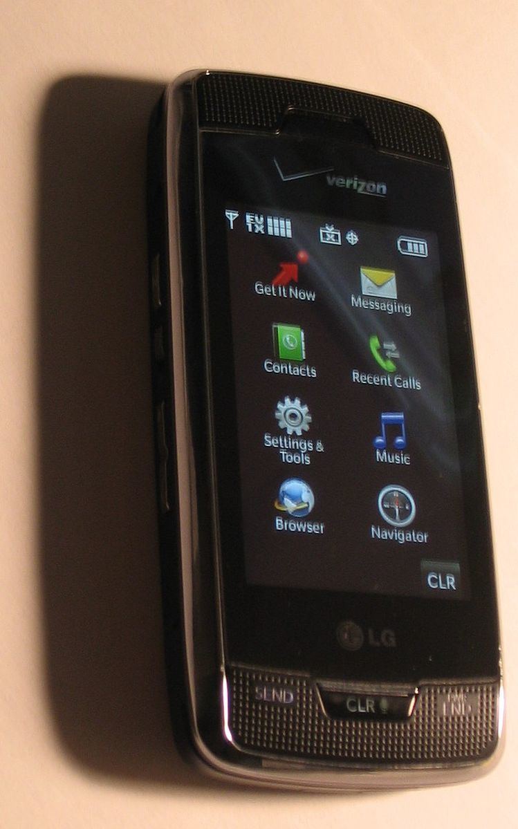 LG Voyager