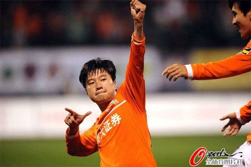 Li Jinyu Footballer Li Jinyu Calls Time on Playing Career