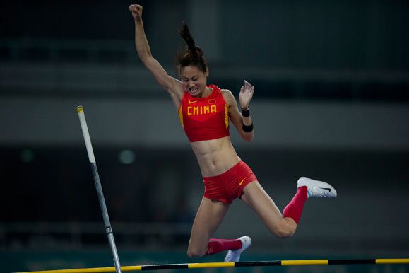 Li Ling (pole vaulter) Women39s pole vaulter Li Ling sets Asian record at China39s