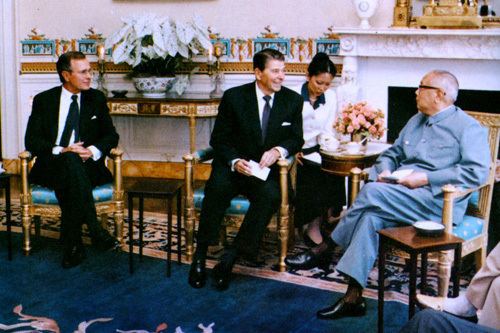 Li Xiannian Chinese President Li Xiannian met President Ronald Reagan