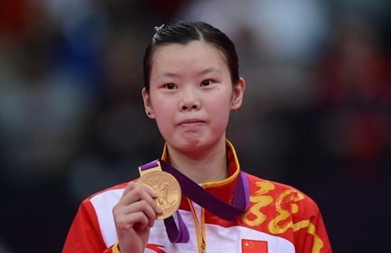 Li Xuerui Rising star Li Xuerui wins womens badminton CCTV News
