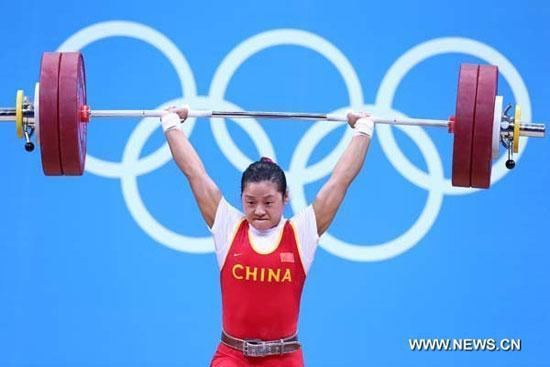 Li Xueying Chinas Li Xueying wins womens 58kg weightlifting Olympic