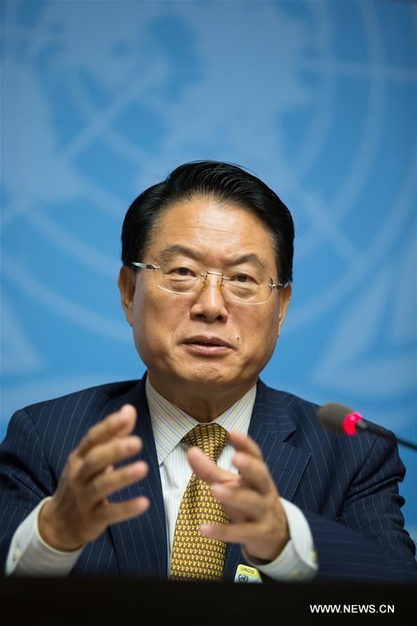 Li Yong (politician) UNIDO director general Li Yong addresses press conference in Geneva
