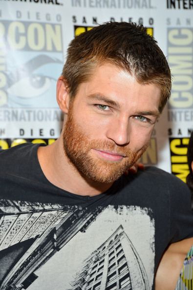 Liam McIntyre Liam McIntyre Photos quotSpartacusquot Press Room 2012 Comic