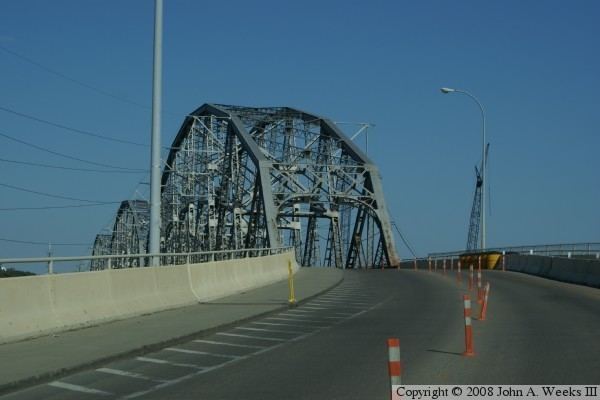 Liberty Memorial Bridge httpswwwjohnweekscomrivermissouripicsndb