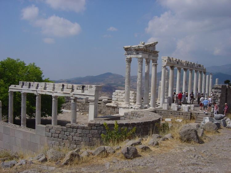Library of Pergamum Herbert39s travelguide Turkey 2003 September 13