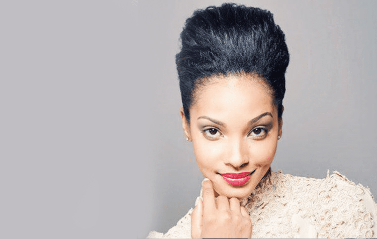 Liesl Laurie LIESL LAURIE is the new MISSSA2015 metrosmag