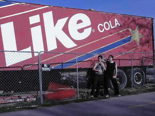 Like Cola do you like cola On the set of our German music video sho