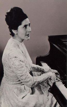 Lili Kraus Lili Kraus Piano Short Biography