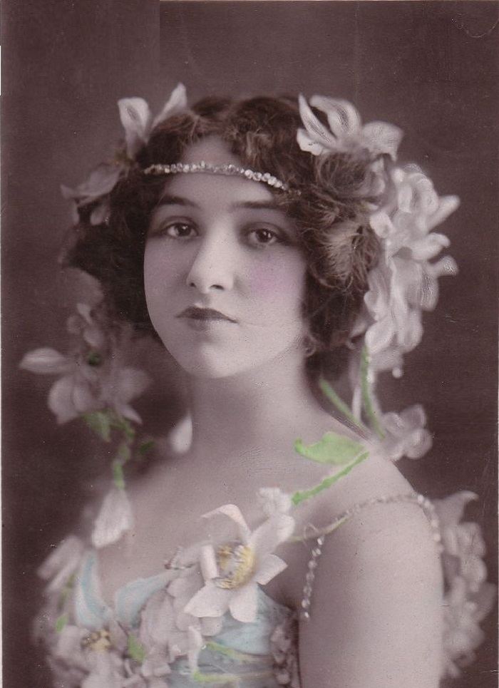 Lillian Greuze Lillian Greuze French actress France c 19081915 890x1200