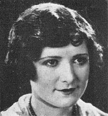 Lillian Hall-Davis httpsuploadwikimediaorgwikipediaenthumb8