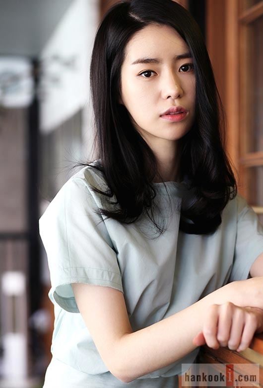 Lim Ji-yeon Rookie actress Im Jiyeon to romance Lee Seunggi in Kill