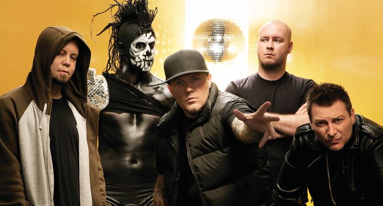 Limp Bizkit LIMP BIZKIT Is Back In The Studio For Stampede of The Disco