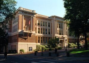 Lincoln Hall (Portland, Oregon) httpswwwpdxedusyndicationsiteswwwpdxedu