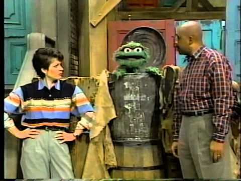 Linda (Sesame Street) Sesame Street Linda Loses Barkley YouTube