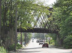 Linden Street Bridge httpsuploadwikimediaorgwikipediacommonsthu