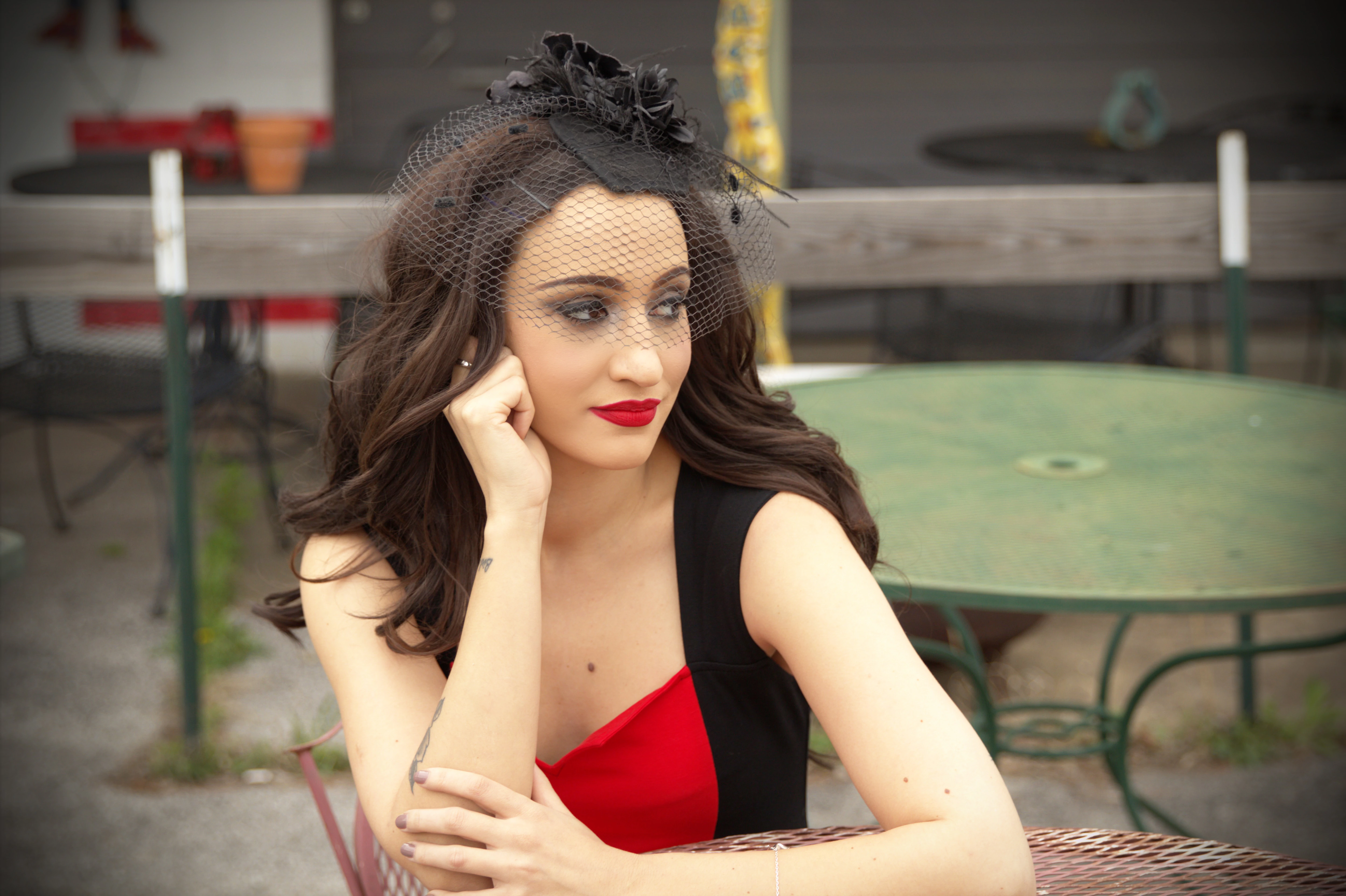 Lindi Ortega Lindi Ortega The pipes of Patsy Cline with the visual