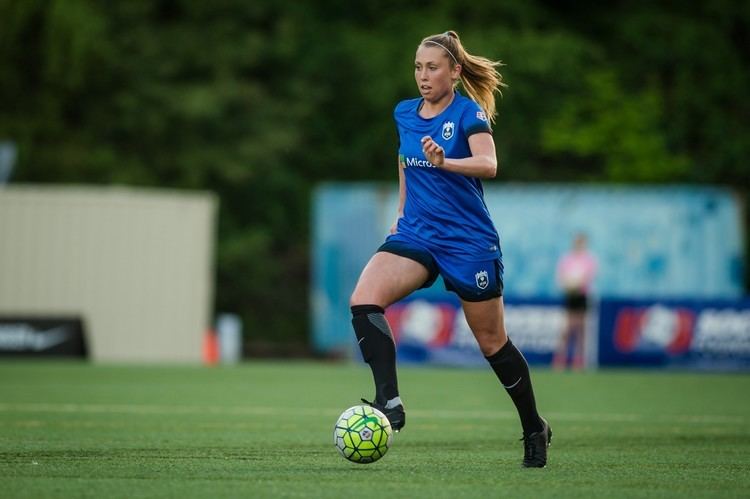 Lindsay Elston Lindsay Elstons Path to the Pros TheBold Seattle Reign FC
