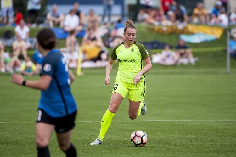 Lindsay Elston Lindsay Elston Taking her Opportunity with Reign FC