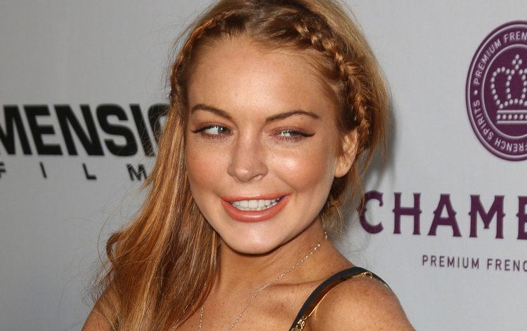 Lindsay Lohan Lindsay Lohan Escapes Without Paying a 1300 Bill Spotted
