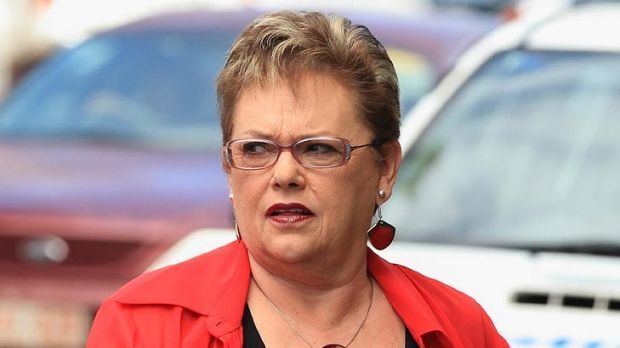 Lindy Chamberlain-Creighton Azaria Chamberlain inquest to hear of dingo attacks at Uluru