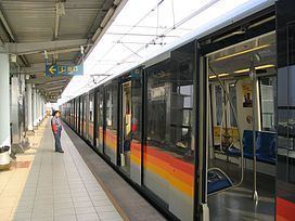 Line 5, Shanghai Metro httpsuploadwikimediaorgwikipediacommonsthu
