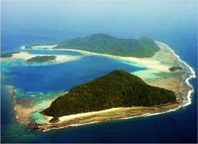 Lingga Islands indonesiatourismcomblogwpcontentuploads2012