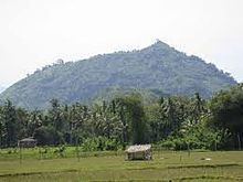 Linggo Mountain httpsuploadwikimediaorgwikipediacommonsthu