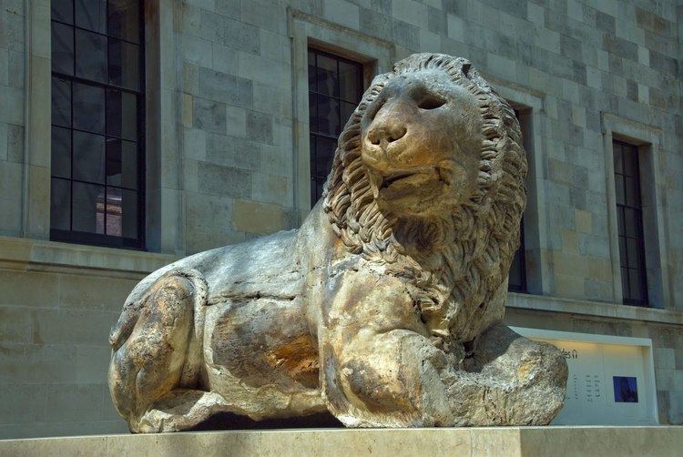 Lion of Knidos Yvonne39s pictures British Museum great courtLion of Knidos