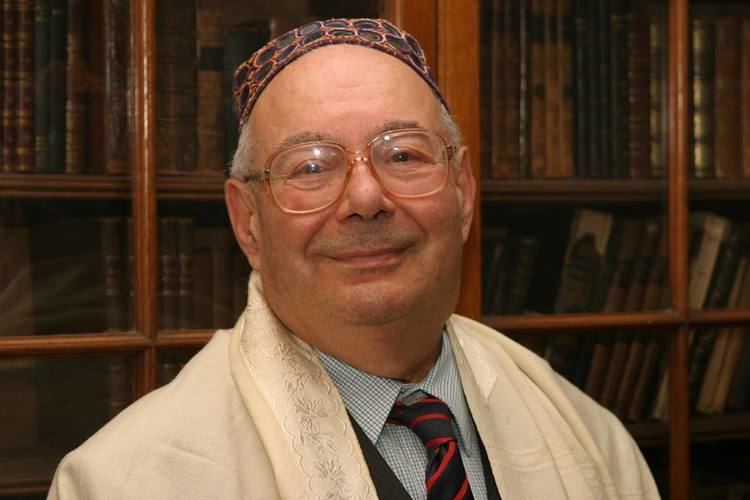 Lionel Blue First openly gay British rabbi Lionel Blue dies at 86 Jewish News