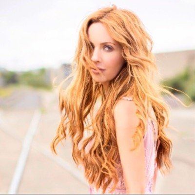 Lisa Lambe L I S A L A M B E LambeLisa Twitter