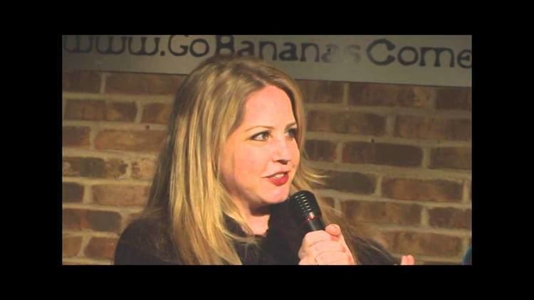 Lisa Landry Cincy Entertainment talks to Comedian Lisa Landry YouTube