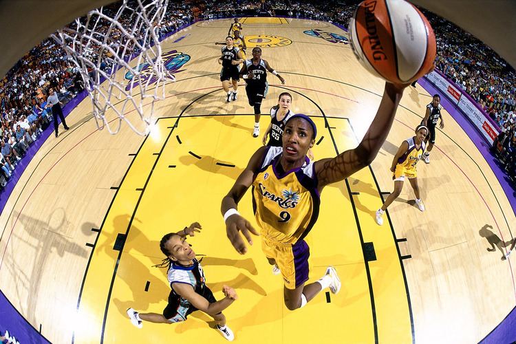 Lisa Leslie Theres Only One Lisa Leslie By Michael Cooper