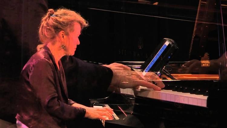 Lisa Moore (musician) Ishis Song by Martin Bresnick Lisa Moore piano live NYC 121715
