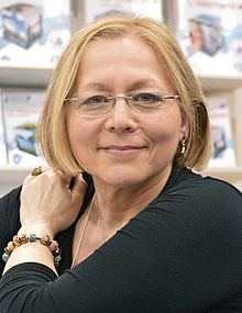 Elisabeth Vonarburg httpsuploadwikimediaorgwikipediacommonsthu
