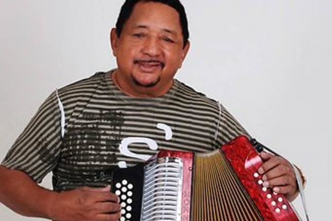 Lisandro Meza Lisandro Meza anunci su retiro de los escenarios