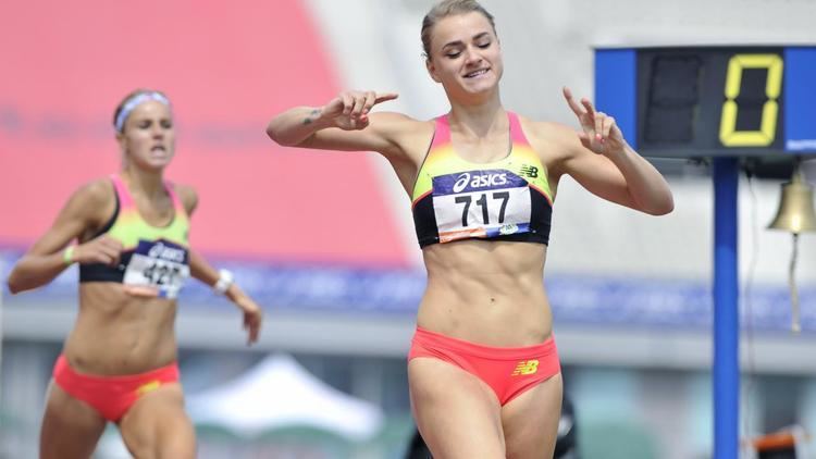 Lisanne de Witte Atlete Lisanne de Witte wint 400 meter in Stockholm NU Het