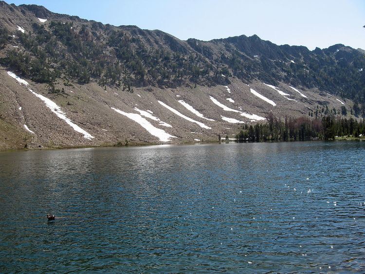 List of lakes of the White Cloud Mountains