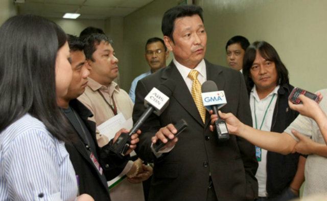 Lito Lapid Senate misfit Lito Lapid to run for Pampanga mayor