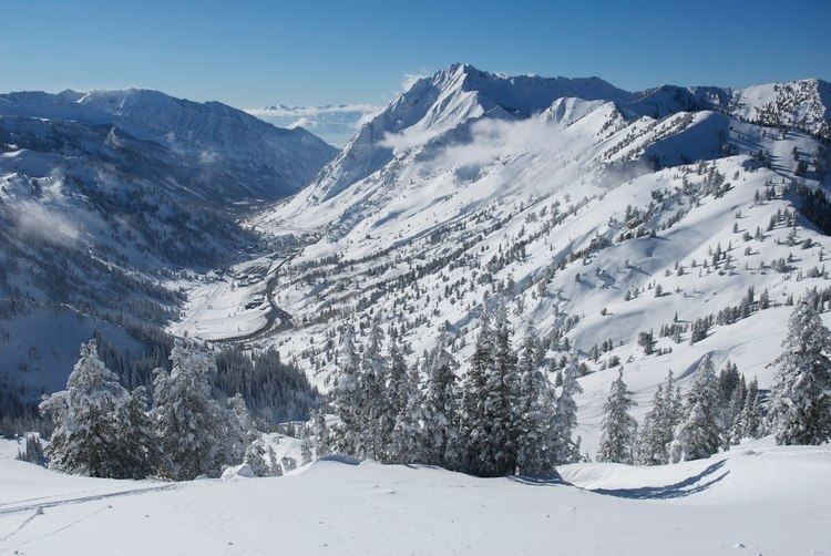Little Cottonwood Canyon Skiers Call 911 For Each Other After Little Cottonwood Canyon UT