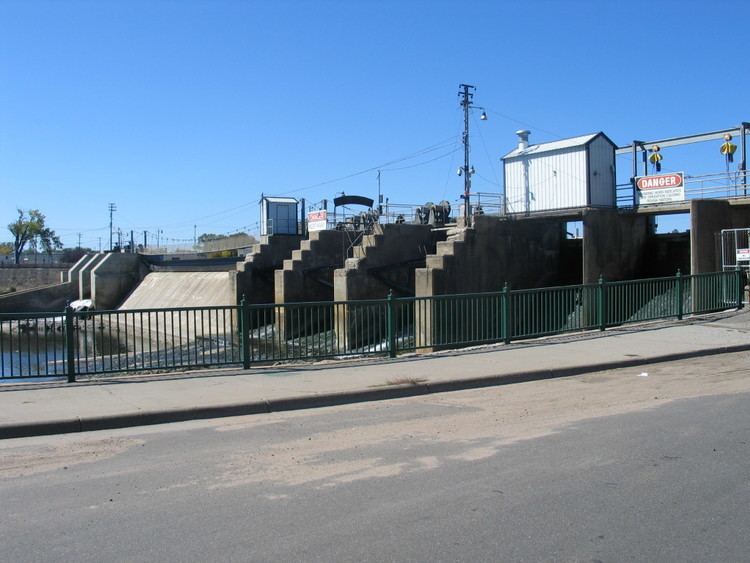 Little Falls Dam httpsuploadwikimediaorgwikipediacommons99