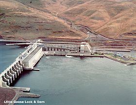 Little Goose Dam httpsuploadwikimediaorgwikipediacommonsthu