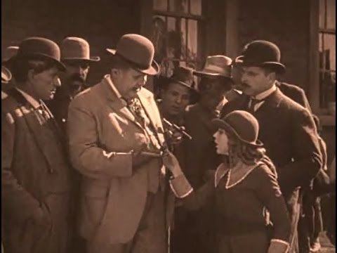 Little Lord Fauntleroy (1921 film) Little Lord Fauntleroy 1921 starring Mary Pickford YouTube
