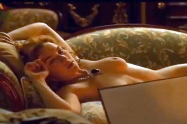 Little Runaway movie scenes Kate Winslet posing nude for artists drawing in film Titanic Film Kate Winslet in Titanic s famous scene